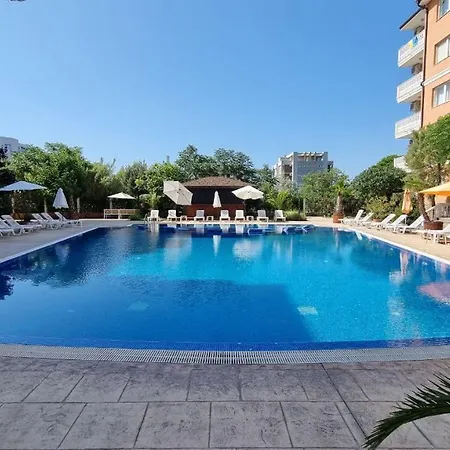 Sea Diamond 2 Apartment *