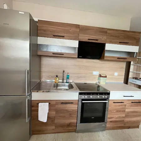 Apartment Sea Diamond 2 *